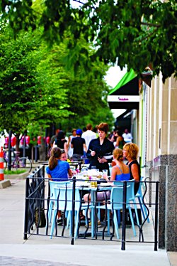 Outdoor dining in Lawrence